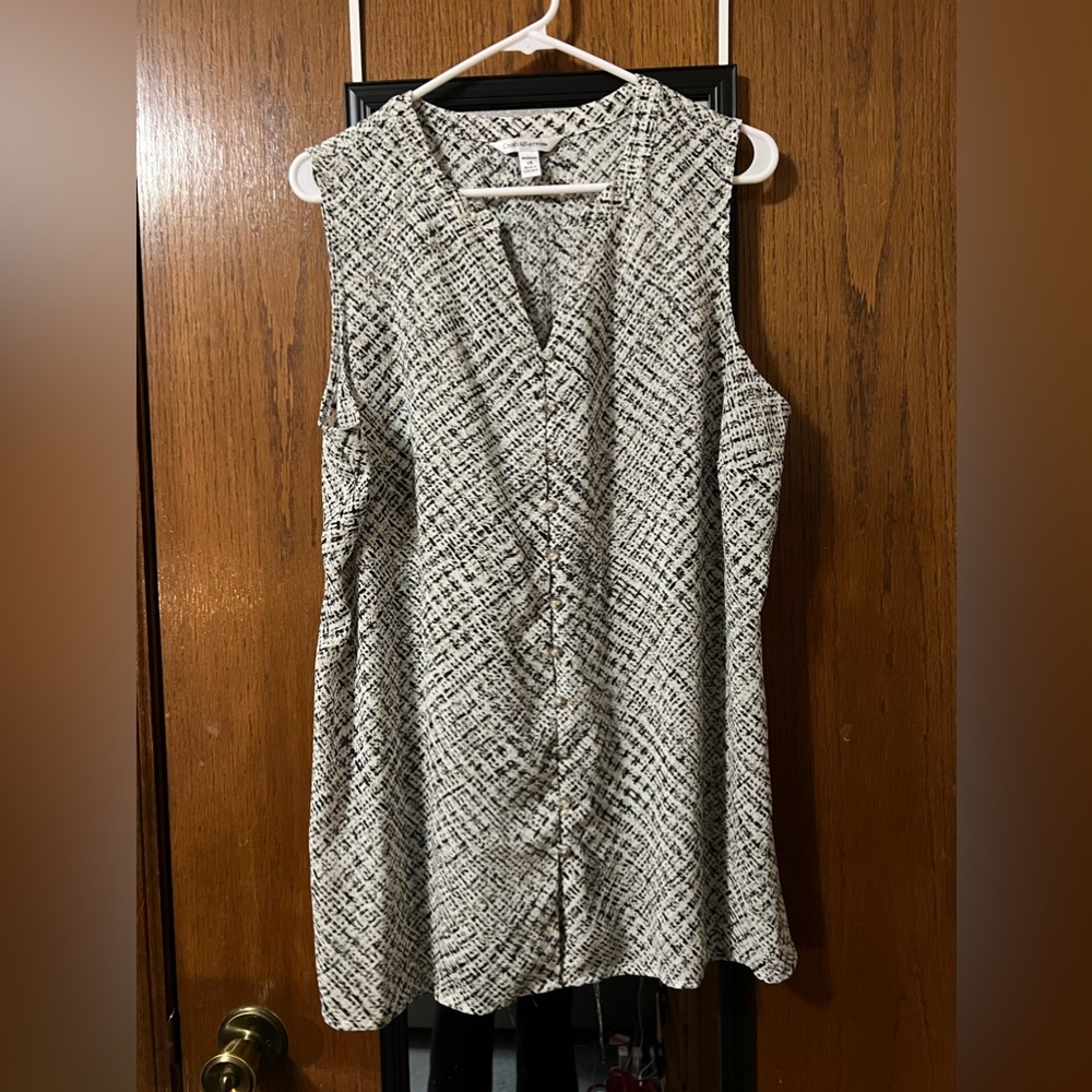 Croft&Barrow tank top size 1X.